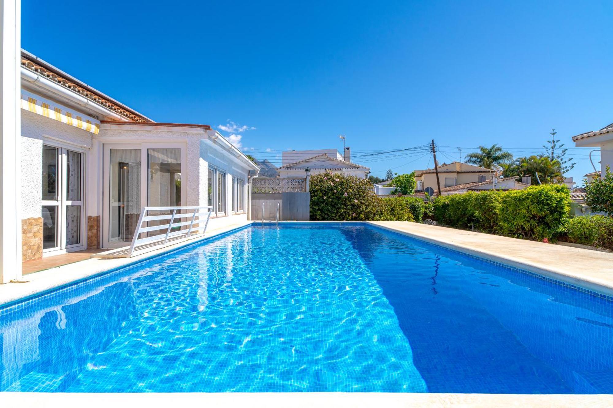 Villa Sevilla Casasol Nerja Exteriér fotografie