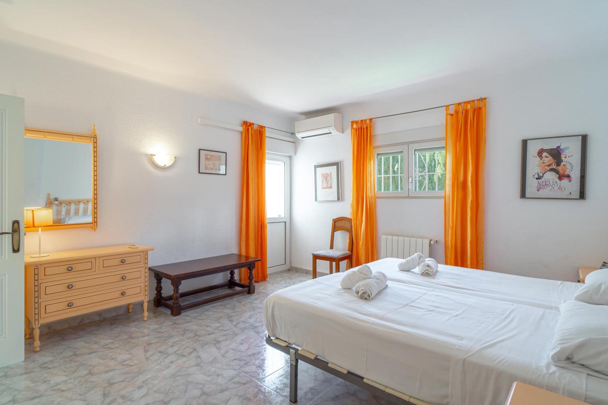 Villa Sevilla Casasol Nerja Exteriér fotografie